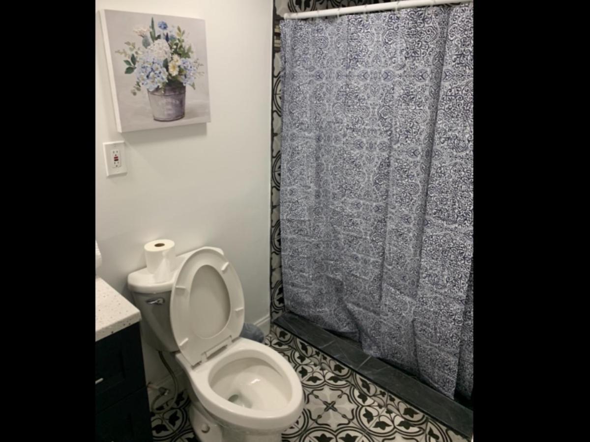 Beautiful Bedroom Next Jhu Baltimore Ngoại thất bức ảnh
